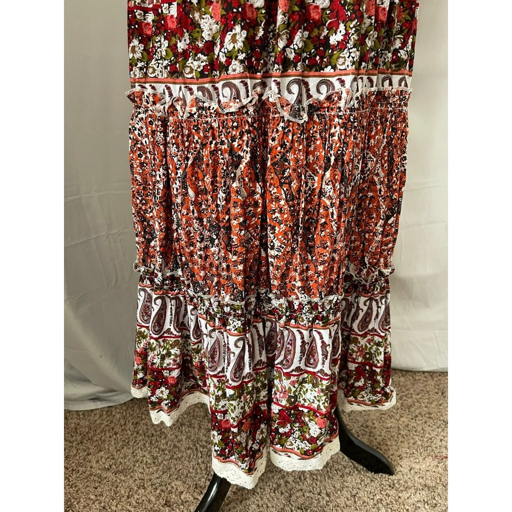 Available Multi-color Paisley Floral Print 4-Tier Elastic Waist Maxi Skirt - Picture 5 of 8